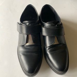 Vince leather shoes